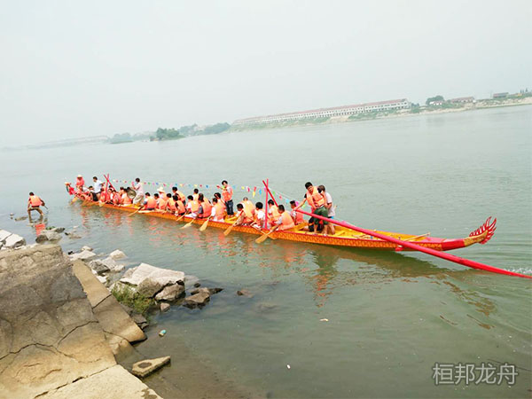 玻璃钢龙舟